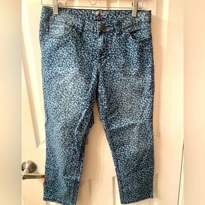 🔥5/$30 Style&Co leopard print jeans. Super stretchy.